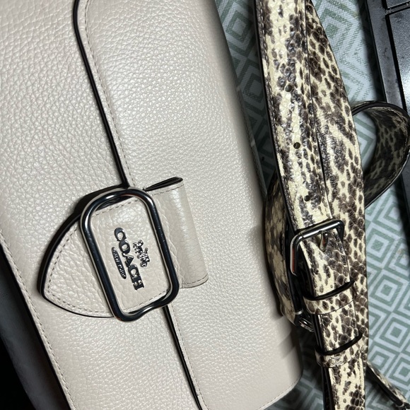 Coach Morgan Shoulder Bag - Picture 3 of 4